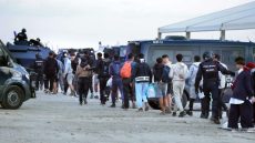 سبتة: السلطات الإسبانية تزيل آخر مخيم للمهاجرين قبل زيارة الملك فيليبي السادس