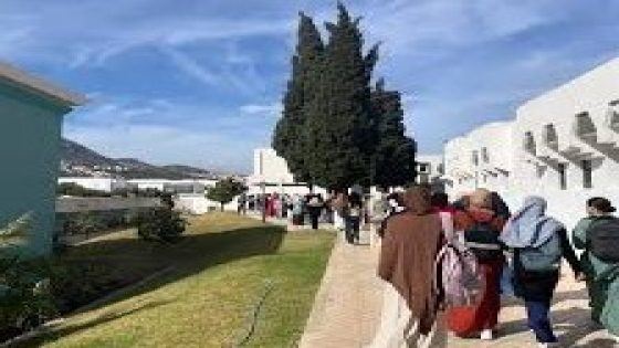 طلبة موظفون بتطوان يصعّدون ضد إدارة الكلية ورئاسة الجامعة