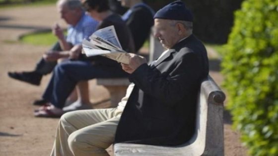 ليسوا مجرد «كبار في السن».. إنهم جيل استثنائي