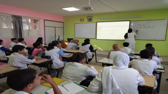 أساتذة التعليم الابتدائي يصعّدون: اختلالات الدخول المدرسي ووعود الوزارة تشعل الاحتقان
